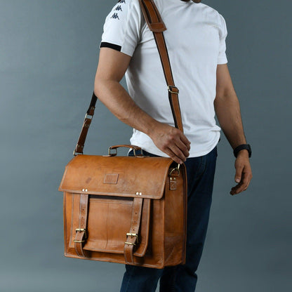 MaheTri Big Pocket- Tan Brown