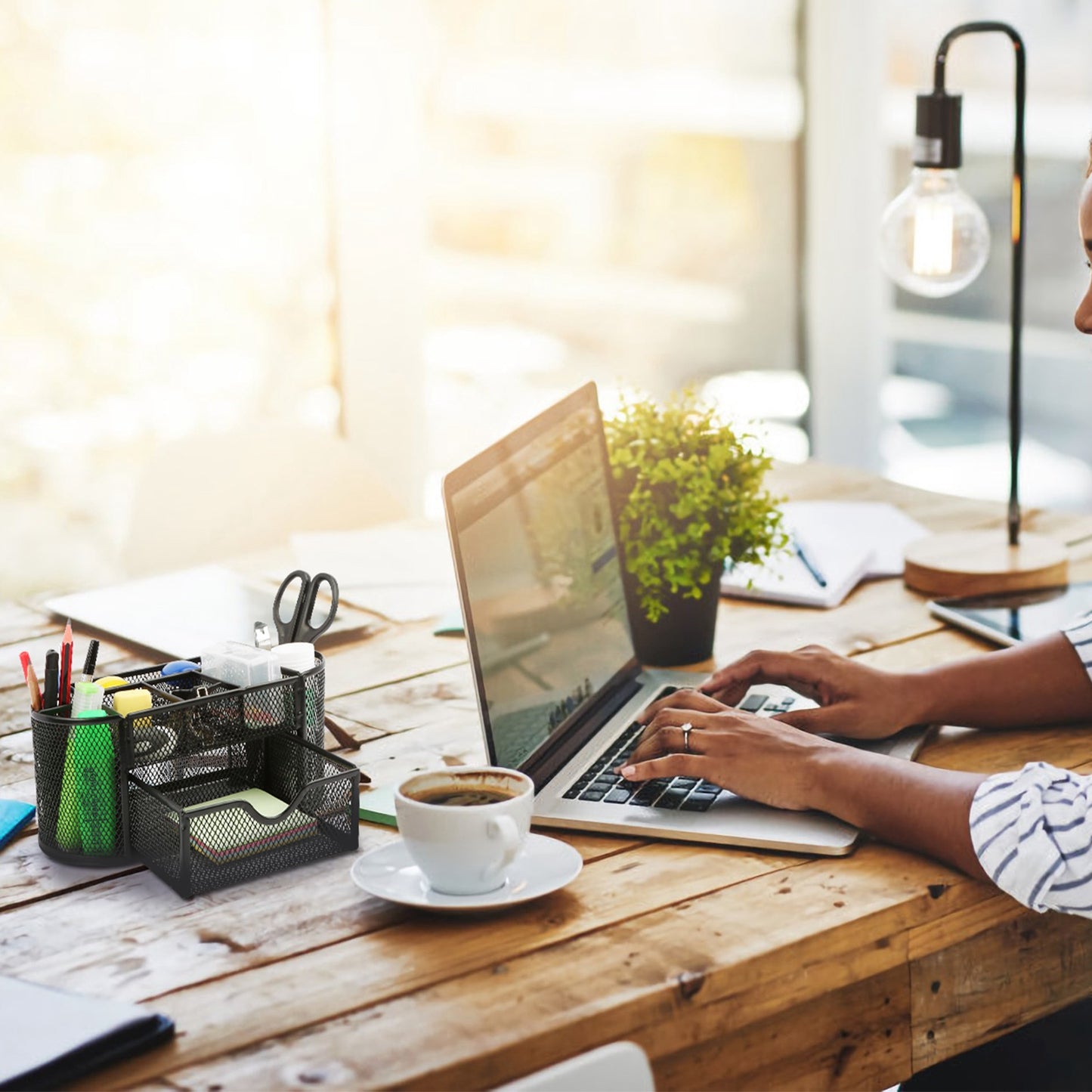 1Pc Metal Mesh Pencil Holders Desk Organizer With 9 Compartment Pen Holder Storage